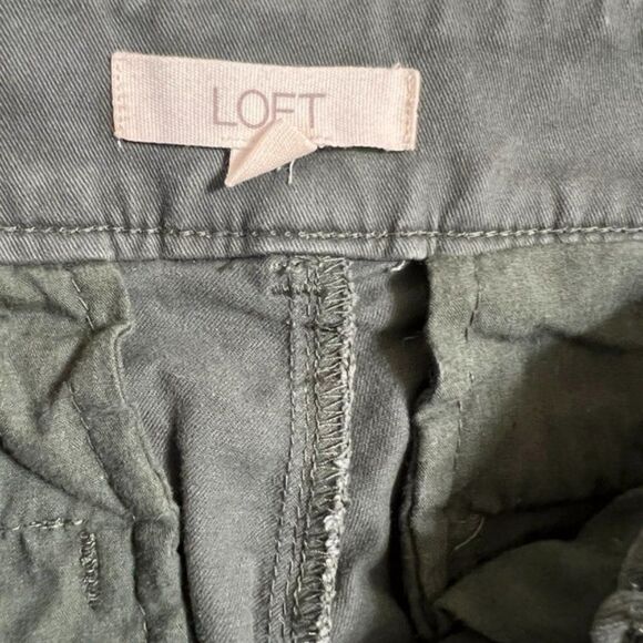 Loft size 2 petite dark green pants - Picture 4 of 5